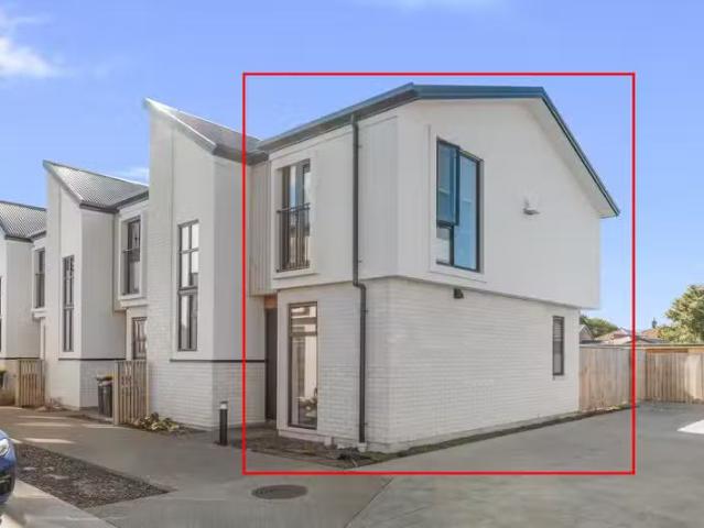 House for rent in Chaslands, Canterbury