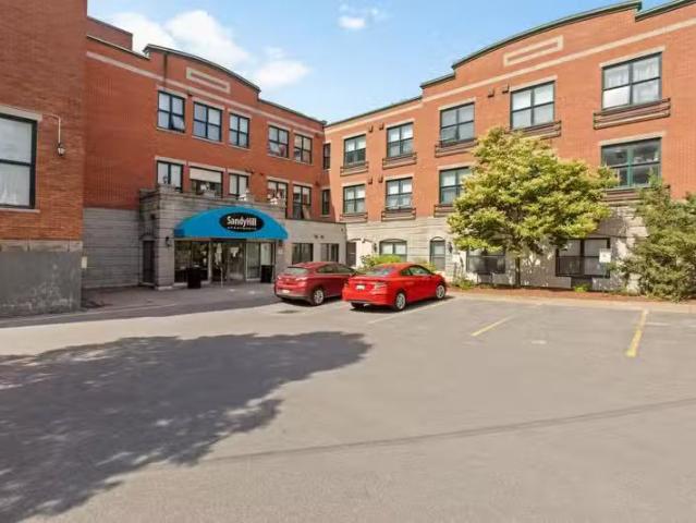 Condo for rent in Mulhurst Bay, Ontario