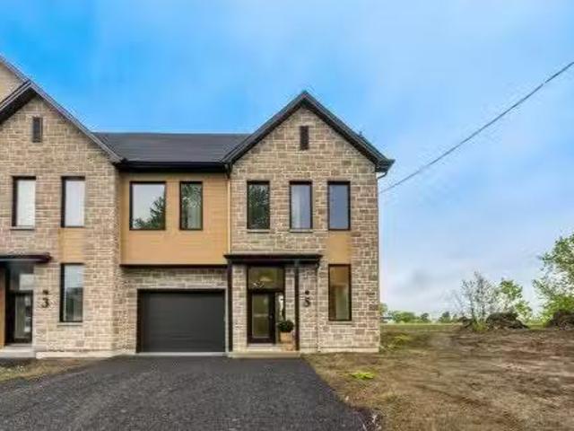 House for rent in Rouville, Quebec