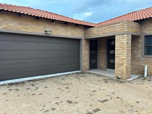 Townhouse for rent in Delmas, Victor Khanye Local Municipality