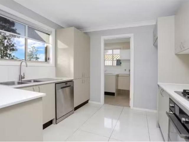 Condo for rent in Sydney, New South Wales