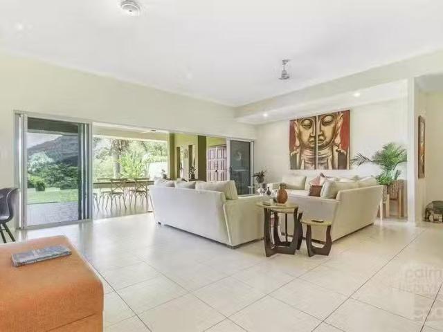 House for rent in Redlynch, Queensland