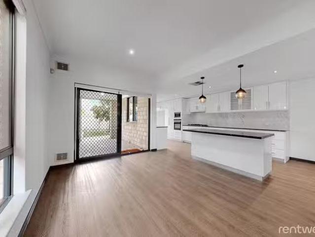 House for rent in Ardross, Western Australia