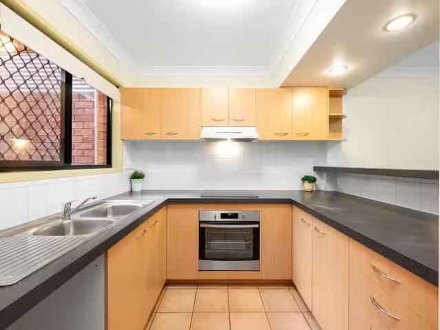 Apartment for rent in Toombul, Queensland