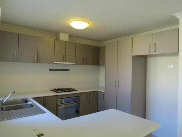 House for rent in Carngham, Victoria