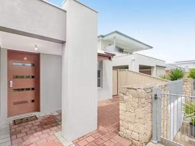 House for rent in Coogee, Western Australia