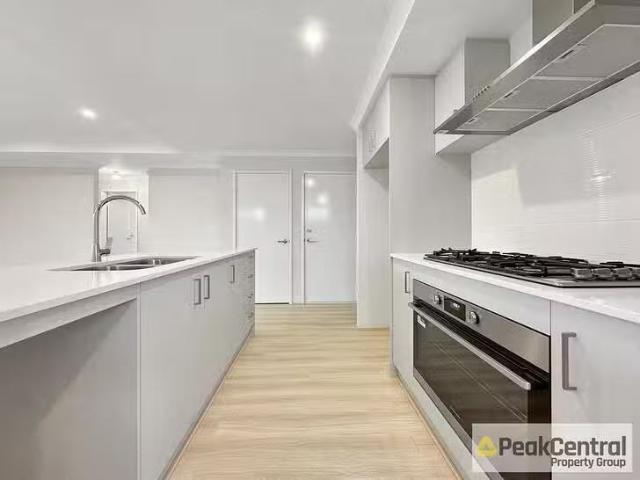 House for rent in Parklands, Western Australia