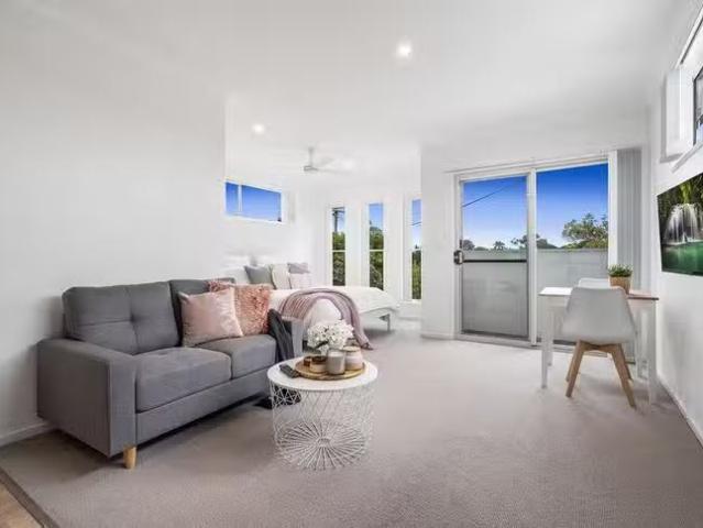Apartment for rent in Toombul, Queensland