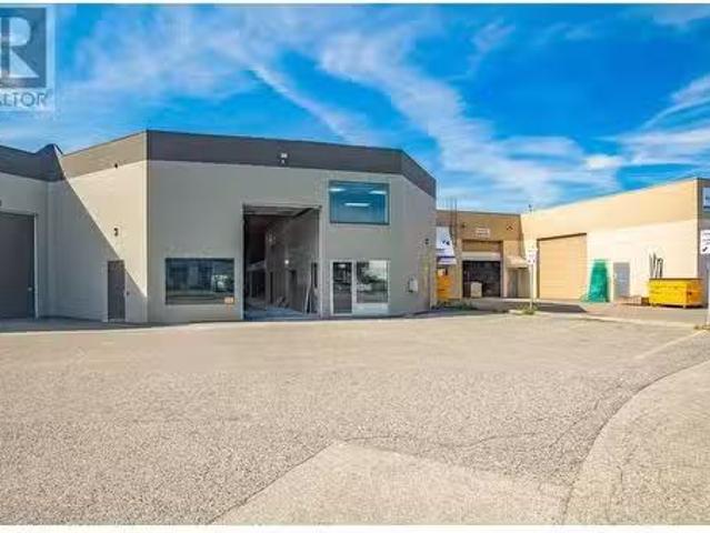 House for rent in Winfield, British Columbia