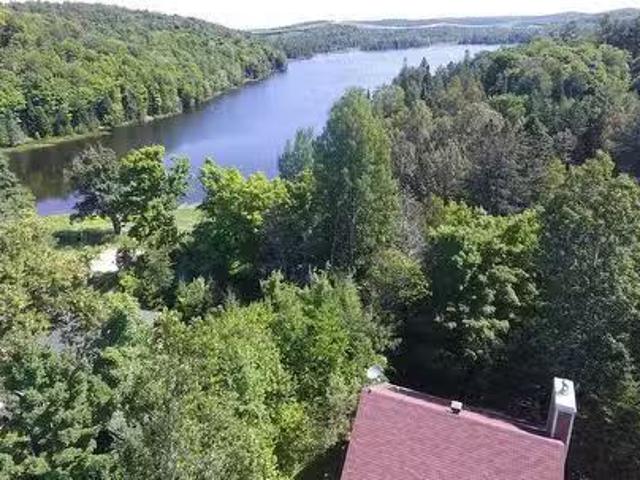 House for rent in Laurentides, Quebec