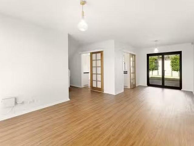 House for rent in Como, Western Australia