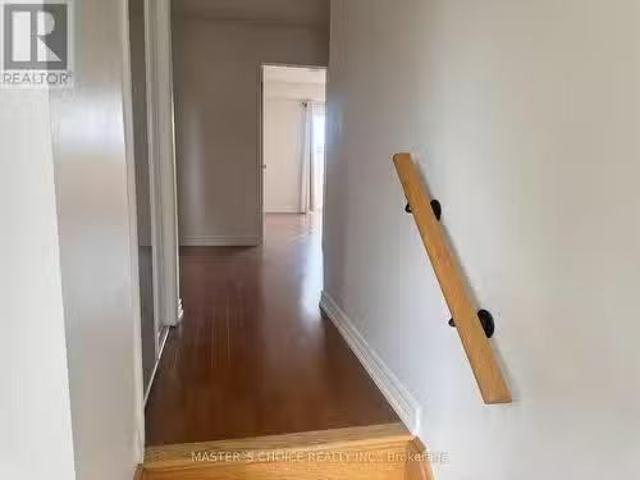 House for rent in Burlington, Ontario