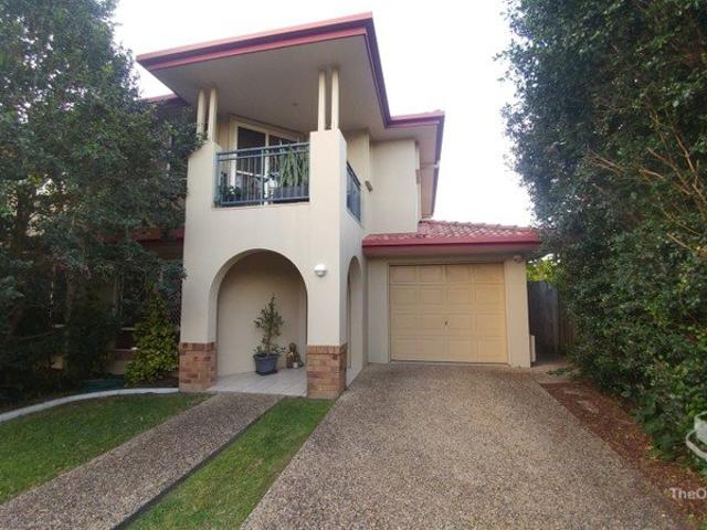 Townhouse for rent in Tea Tree Grove, Greater Brisbane