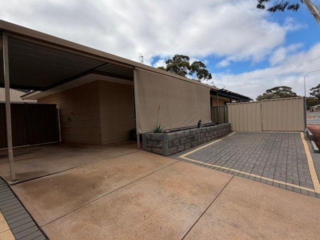 House for rent in Roxby Downs, South Australia