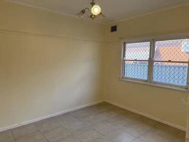House for rent in Canley Heights, New South Wales