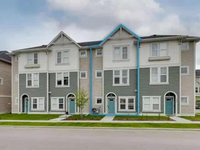 Townhouse for rent in Airdrie, Alberta