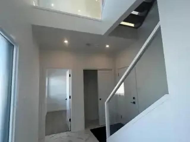 Townhouse for rent in Saint Albert, Alberta