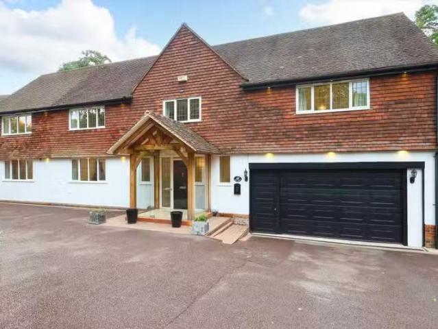 House for rent in Blackhills, Surrey