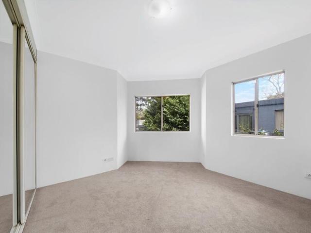 Apartment for rent in Lower North Shore, Sydney