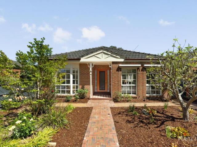 Apartment for sale in Balwyn North, Melbourne