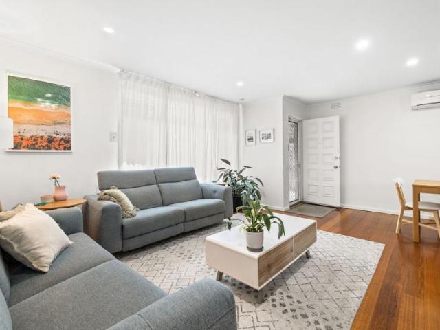 Apartment for sale in Bentleigh East, Melbourne