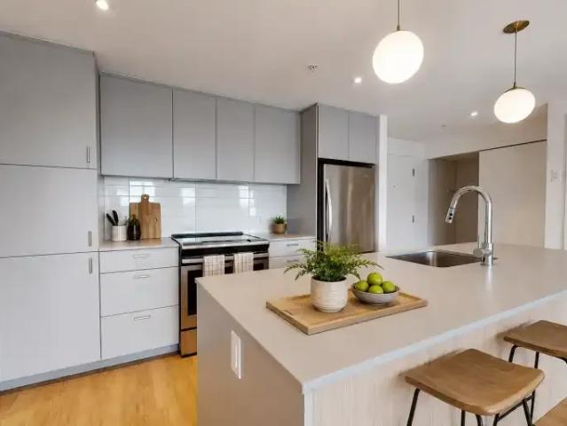 Apartment for rent in Brossard, Quebec