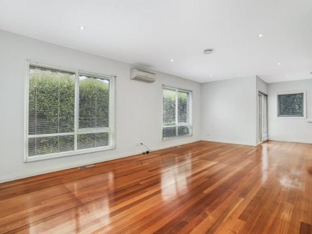 Apartment for rent in Burwood, Melbourne