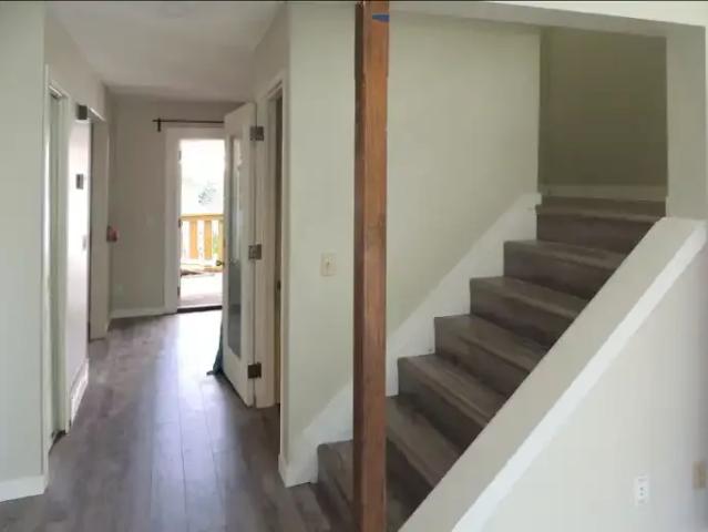 Apartment for rent in Pineridge, Calgary