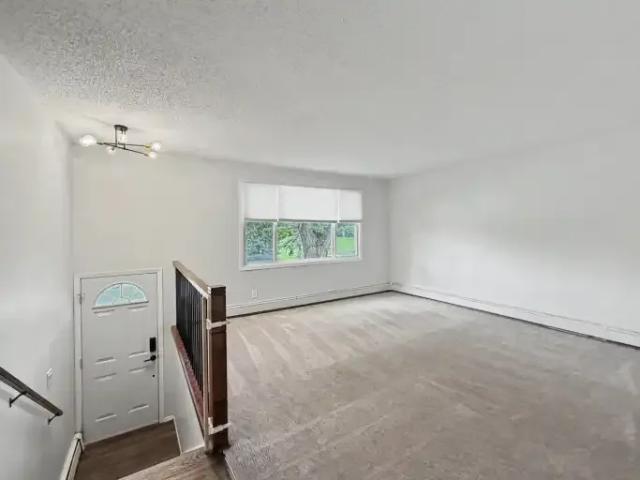 Apartment for rent in Northwest, Alberta