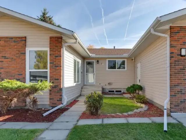 Apartment for rent in Deer Ridge, Calgary