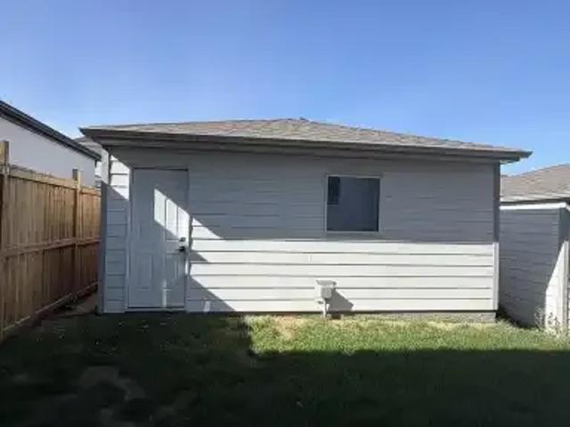 Apartment for rent in Alpine Park, Calgary