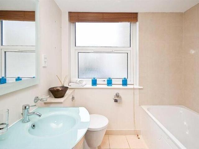 Apartment for rent in Camden Town, Belsize Park