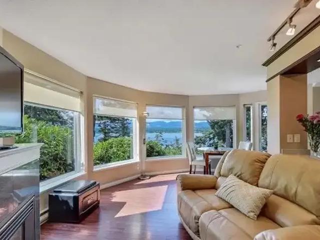 Apartment for rent in Comox, Comox Valley Regional District