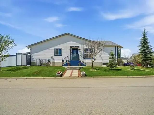 Apartment for rent in Crossfield, Alberta