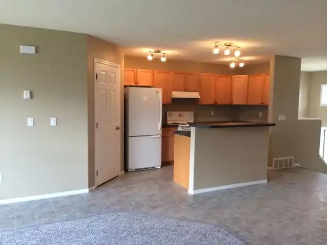 Apartment for rent in Devon, Alberta