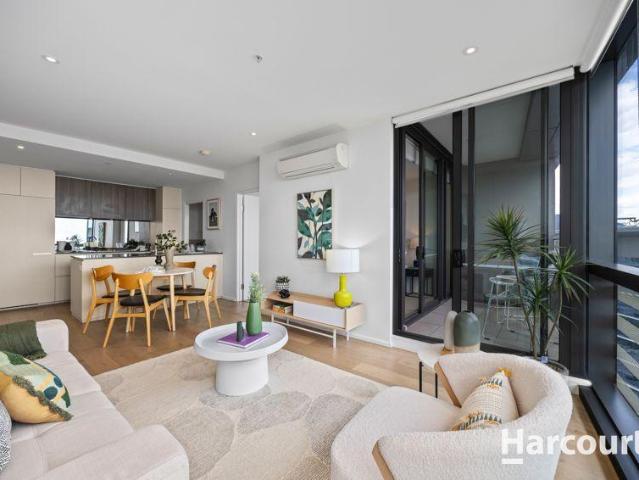 Apartment for sale in Docklands, Melbourne
