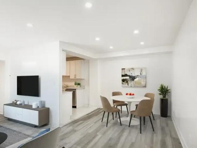 Apartment for rent in Dollard-des-ormeaux, Quebec