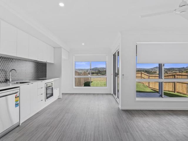 Apartment for rent in Dugandan, Queensland