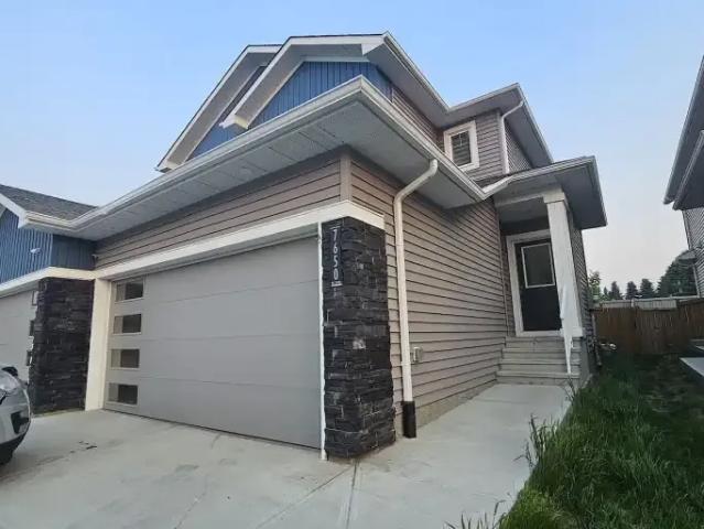 Apartment for rent in Wedgewood, Alberta