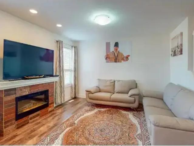 Apartment for rent in Wedgewood, Alberta
