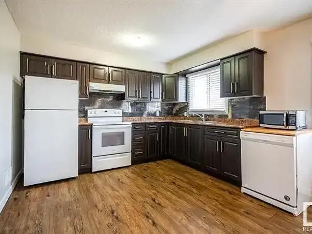 Apartment for rent in Wedgewood, Alberta