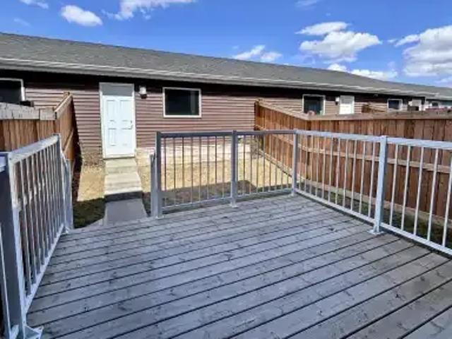 Apartment for rent in Wedgewood, Alberta