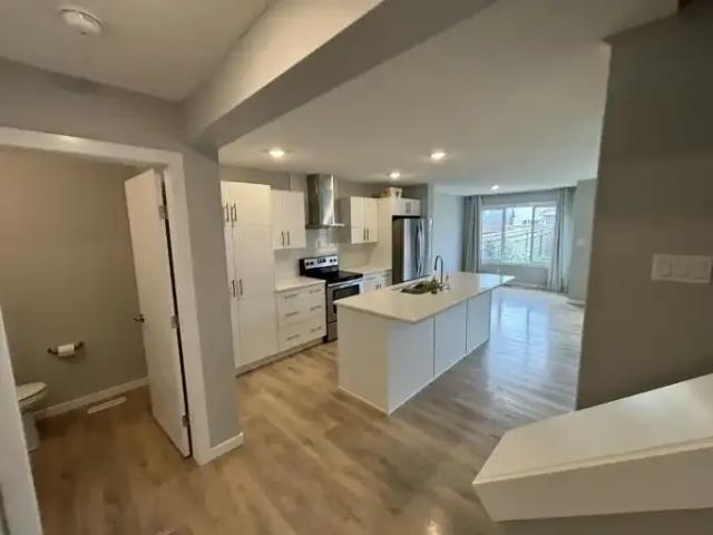 Apartment for rent in Wedgewood, Alberta