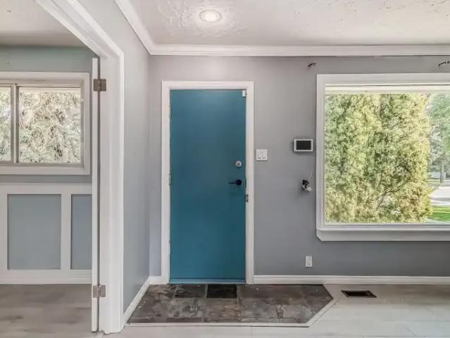 Apartment for rent in Wedgewood, Alberta