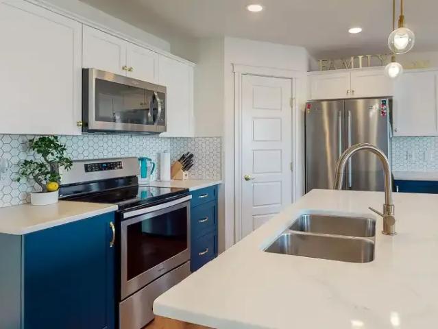 Apartment for rent in Wedgewood, Alberta