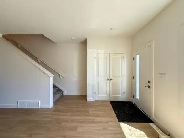 Apartment for rent in Wedgewood, Alberta