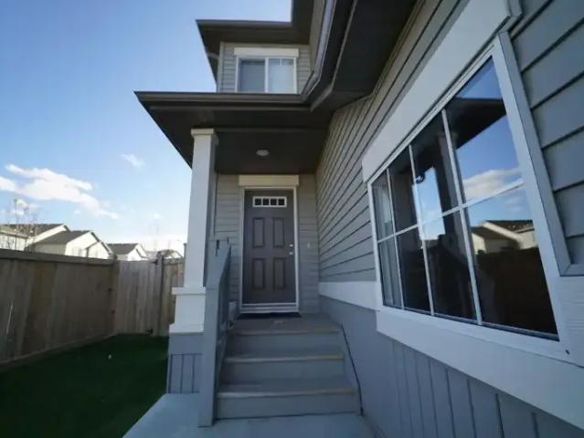 Apartment for rent in Wedgewood, Alberta