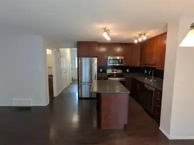 Apartment for rent in Wedgewood, Alberta