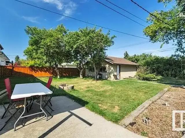 Apartment for rent in Wedgewood, Alberta