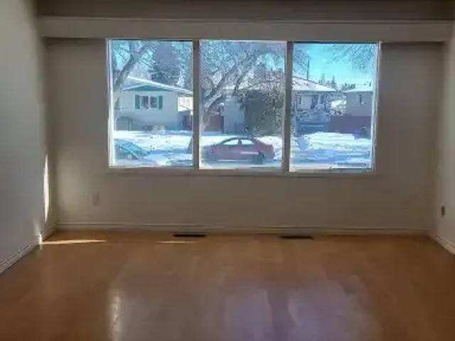 Apartment for rent in Wedgewood, Alberta